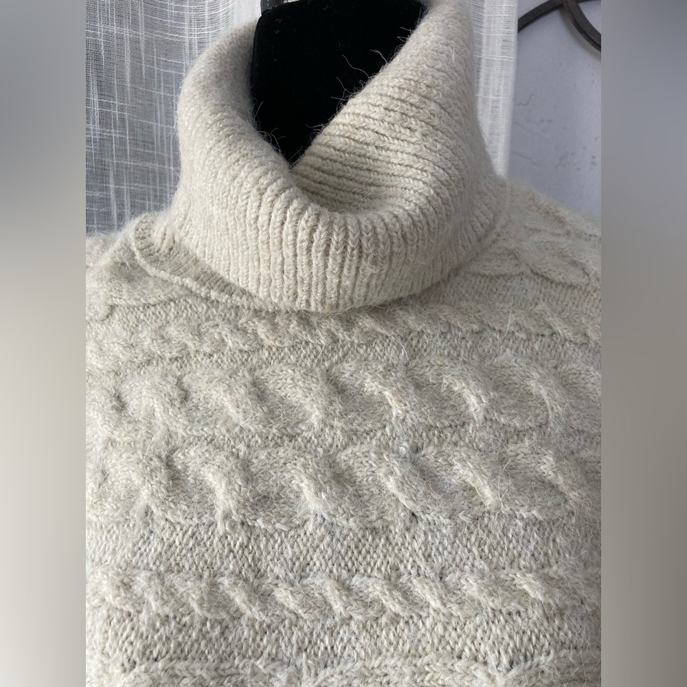 Old Navy Sweater Vest